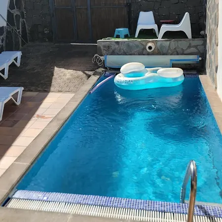 Villa Far-island